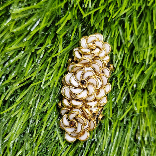 White Rose Designer Saree Pin