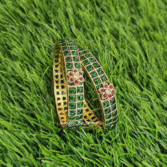 Emerald Green & Red Floral Motif Gold Imitation Bangles1