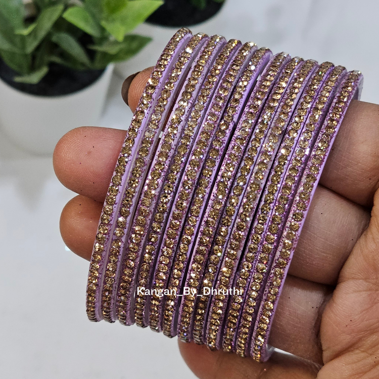 Lavender Amulya Stone Glass Bangles