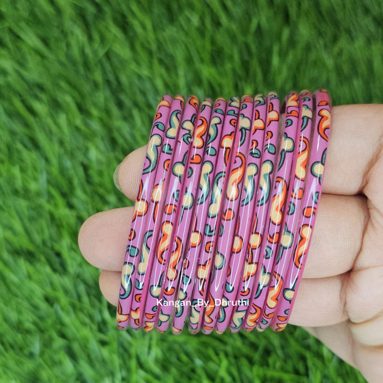 Lavender Raaga Printed Glass Bangles1