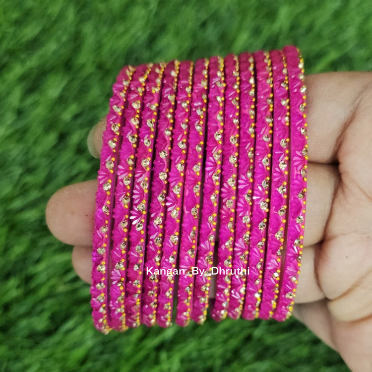 Rani Pink Colour Thaamara Lotus Glass Bangles