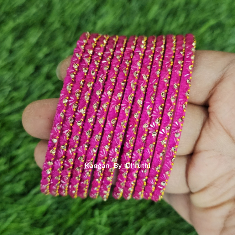 Rani Pink Colour Thaamara Lotus Glass Bangles1