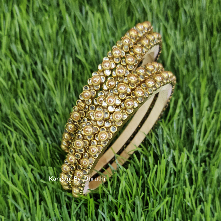 WhiteGoldstoneborderbangles2