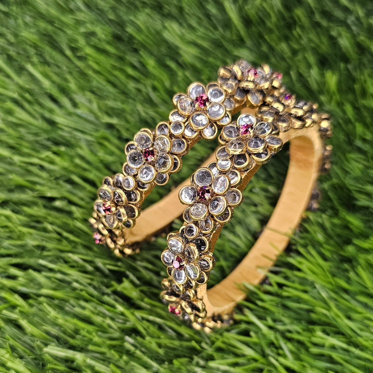 White Jasmine Border Bangle