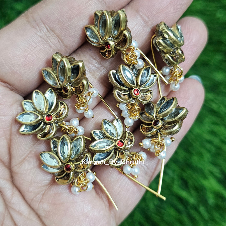 White Lotus Bridal Hair Pins1