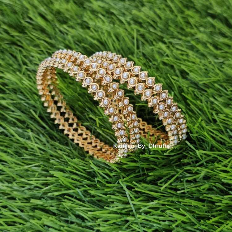 White Pearl Micro-Gold Plated Imitation Side Bangles2
