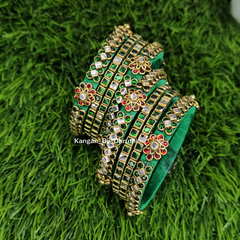 darkgreen&redMalavika